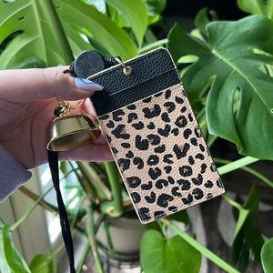 Bath and body works id lanyard cheetah